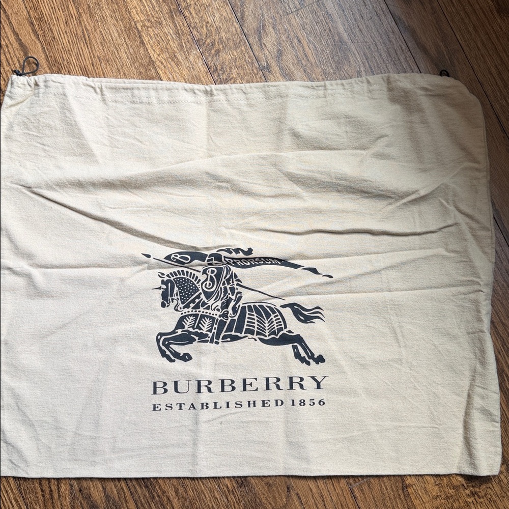 Burberry Nylon & Leather Trim Diaper Bag - Pad/Duster - Excellent Condition - Picture 1 of 12